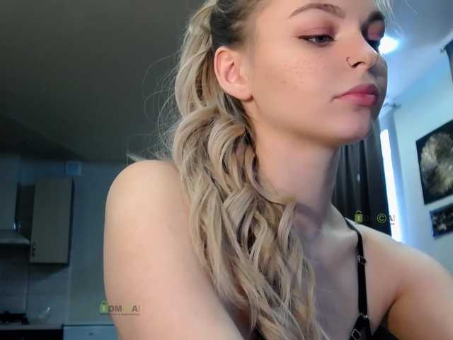 Fotografii -ASTARTE- Hi, my name is Eva) Tits 200 tokens. Only full private or group. Make love and add me to friends