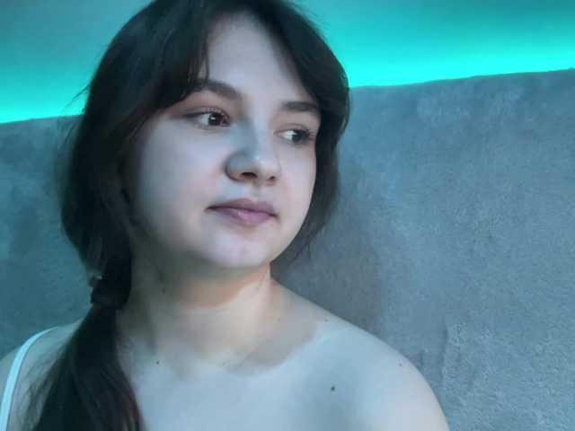 Capturi de ecran de difuzare AlisaRichGold