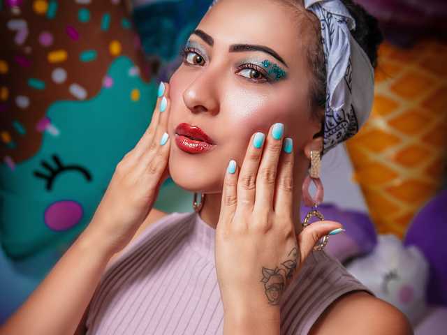 Fotografie a profilului -Genesis-