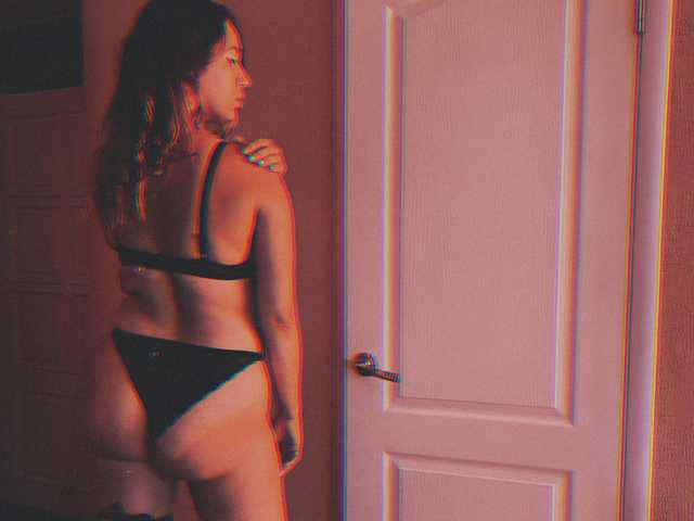 Fotografie a profilului -stripperela-