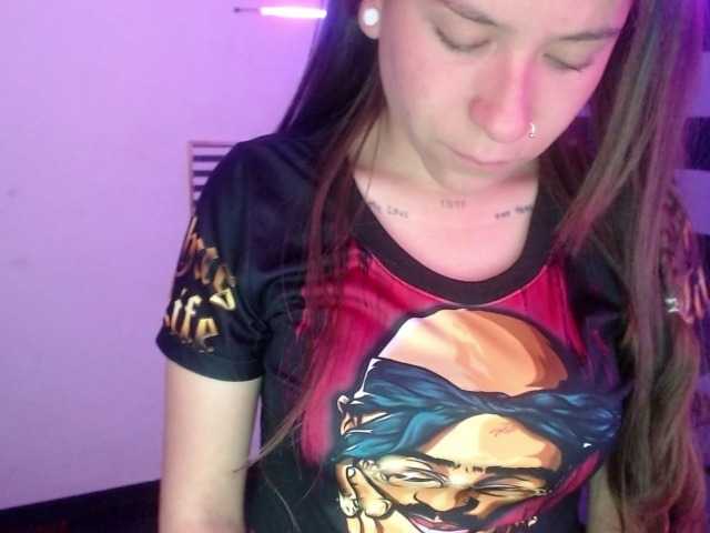 Capturi de ecran de difuzare 1ashley