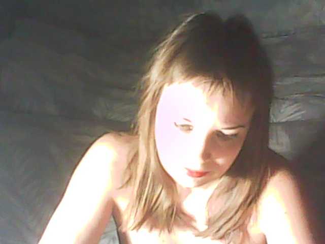 Capturi de ecran de difuzare 1helena