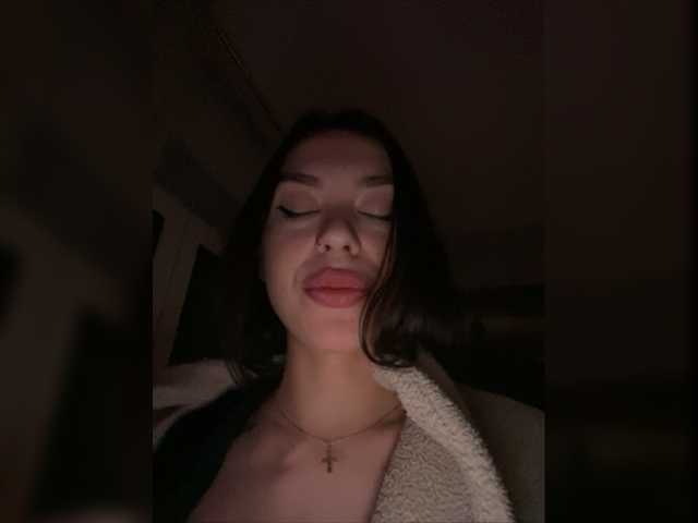 Capturi de ecran de difuzare TOKKYYO