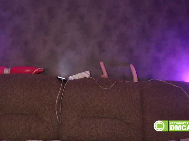 Capturi de ecran de difuzare Misskristin