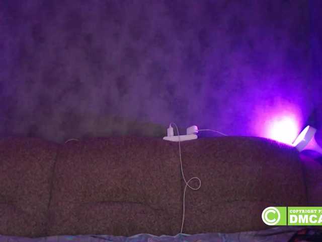 Capturi de ecran de difuzare Misskristin