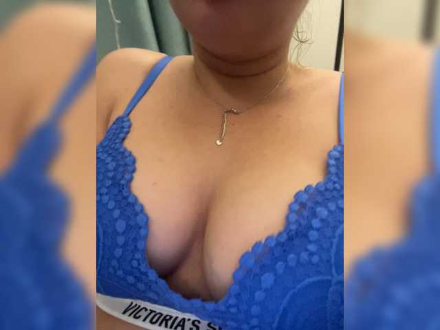 Capturi de ecran de difuzare AAVARIYA