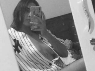 Chat video erotic adara-orson