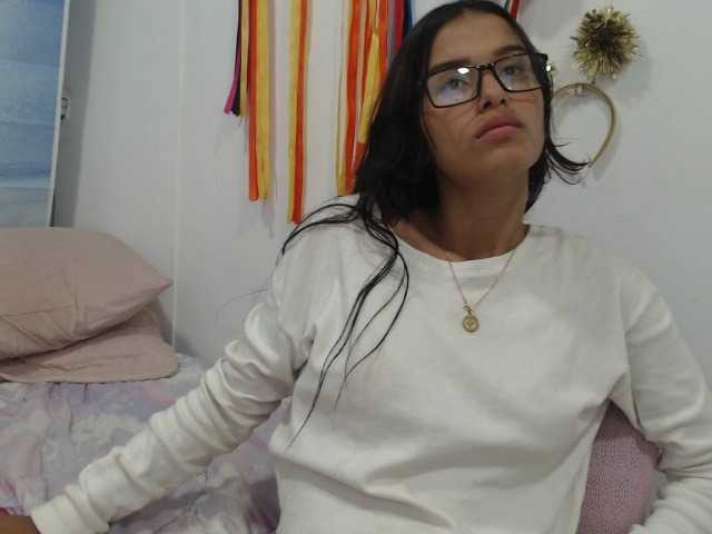 Capturi de ecran de difuzare adaralove1