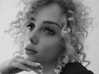 Chat video erotic AdeleKya