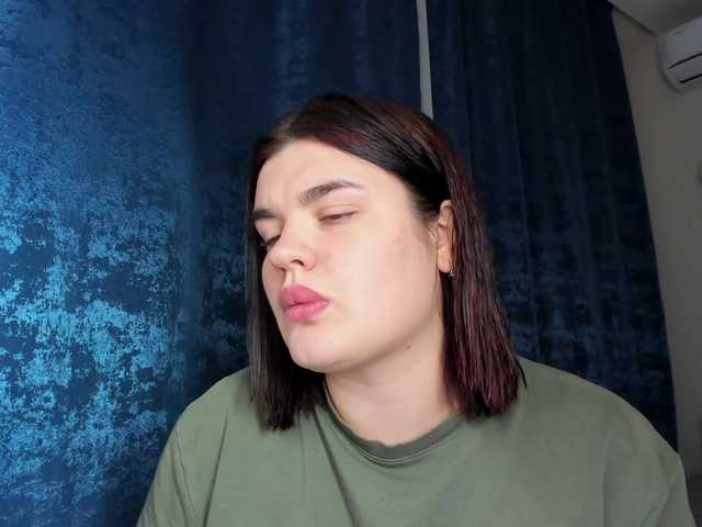 Capturi de ecran de difuzare Adelina111