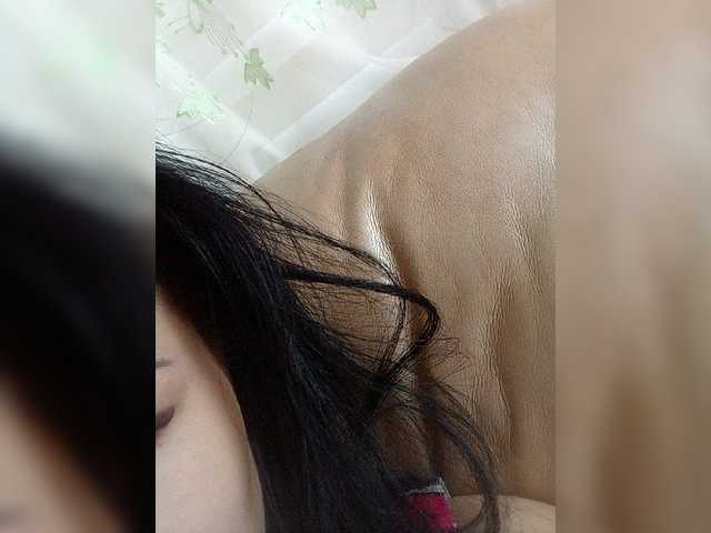 Capturi de ecran de difuzare Adelyat