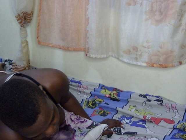 Capturi de ecran de difuzare AfroGodess