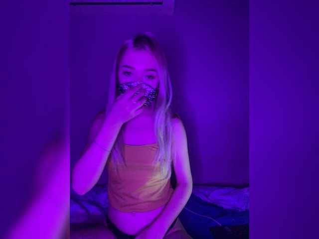 Capturi de ecran de difuzare Aganella