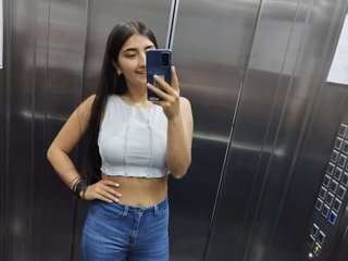 Chat video erotic AHRI-TAY