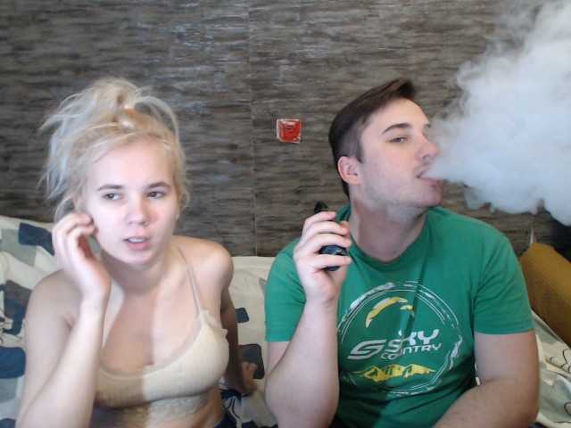 Capturi de ecran de difuzare AimeeAh