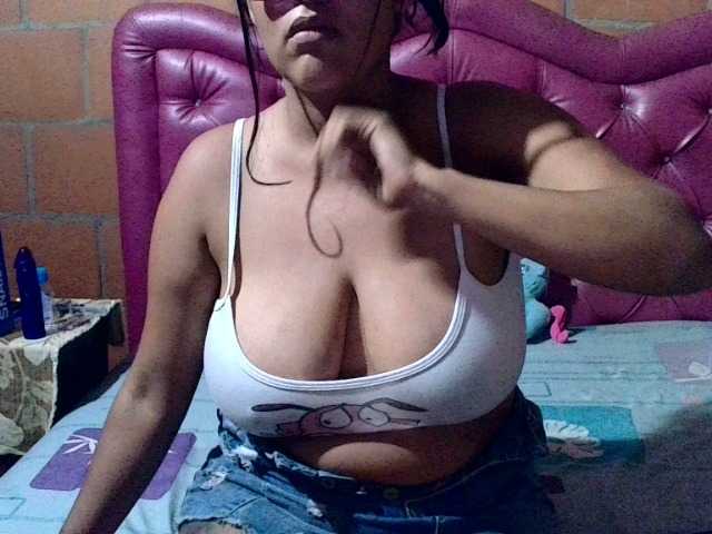 Capturi de ecran de difuzare aisha5