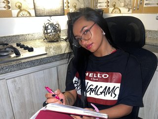 Chat video erotic Alana-11