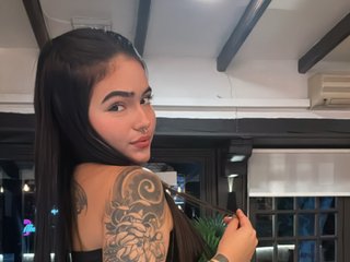 Chat video erotic AlanaFord