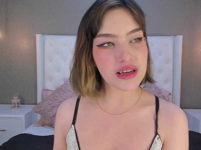 Capturi de ecran de difuzare AlegnaTaylor