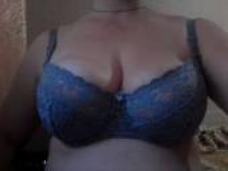 Chat video erotic alenaxxxx