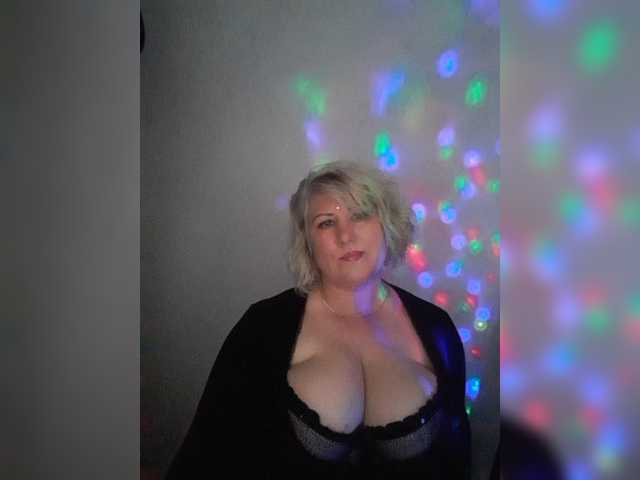 Fotografii Alenka_Tigra Requests for tokens! If there are no tokens, put love it's free! All the most interesting things in private! SPIN THE WHEEL OF FORTUNE AND I SHOW 25 TITS Tokens BINGO from 17 tokens BREASTSRoll THE DICE 30 tok -the main PRIZE IS A CRUSTACEAN ASS
