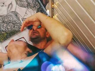 Chat video erotic AlexandraBai9