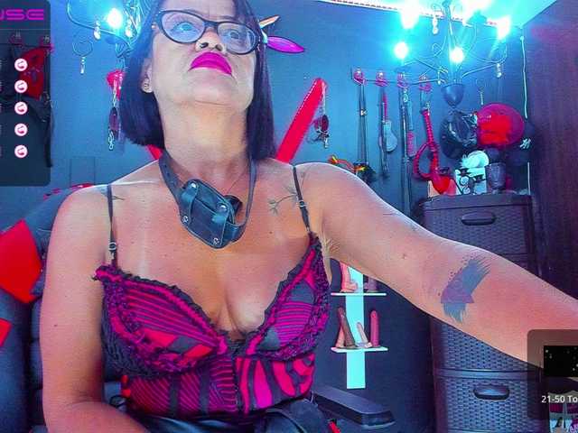Capturi de ecran de difuzare AlexaRossex
