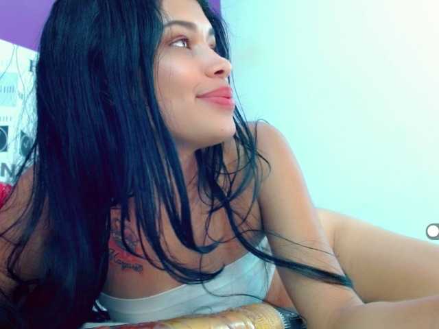 Capturi de ecran de difuzare AlexaSmitthh