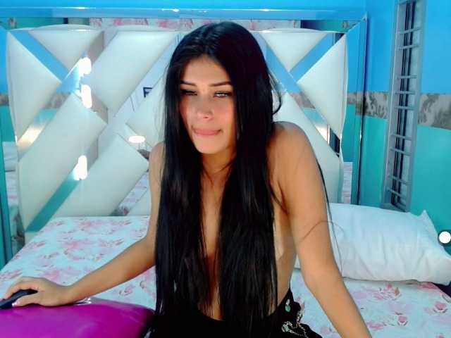 Capturi de ecran de difuzare AlexaSmitthh