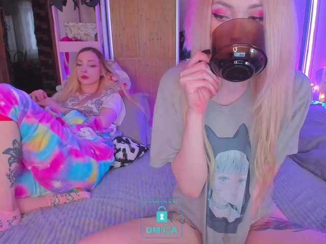 Capturi de ecran de difuzare HornyBunnys