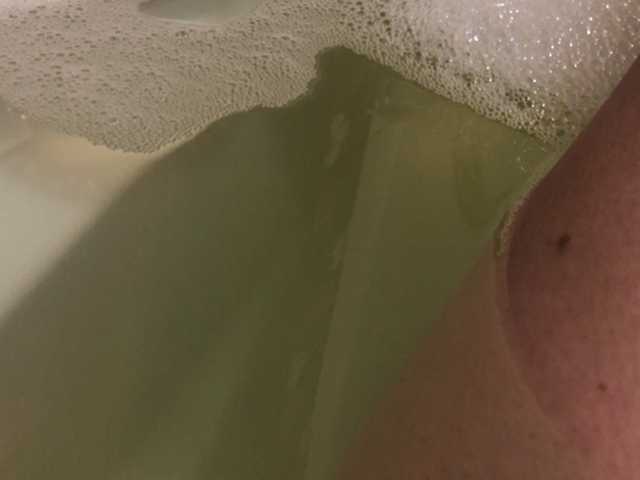 Capturi de ecran de difuzare Alianakiss