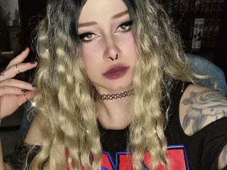 Chat video erotic Alice--Rabbit