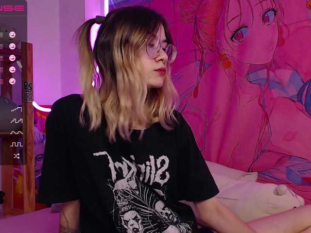 Capturi de ecran de difuzare AliceKit18