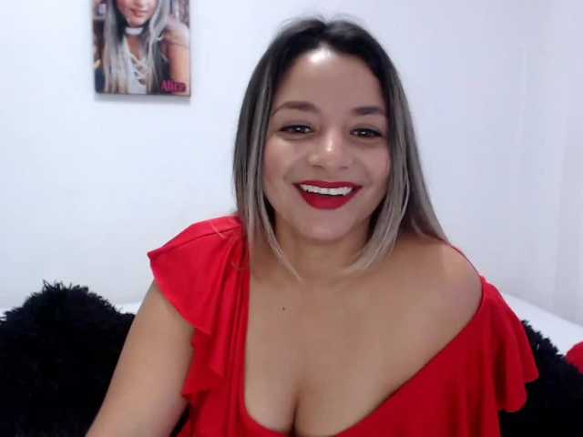 Fotografii alicequeenx hello guys welcome to my room im new model in here help me complette my goal and enjow the show #latina#curvy#hot#blonde#pvt#dildo#cum#squirt#pvt