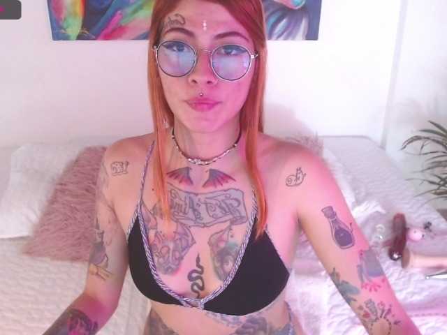 Fotografii AliciaLodge I escape from the area 51 to fuck with you ... CONTROL DOMI+ NAKED+FUCK ASS 666TIPS #new #teen #tattoo #pussy #lovense