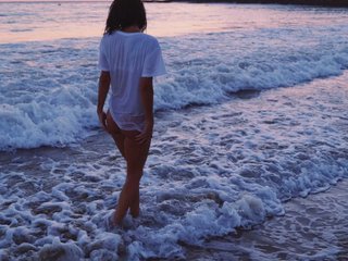 Chat video erotic Alinaa888