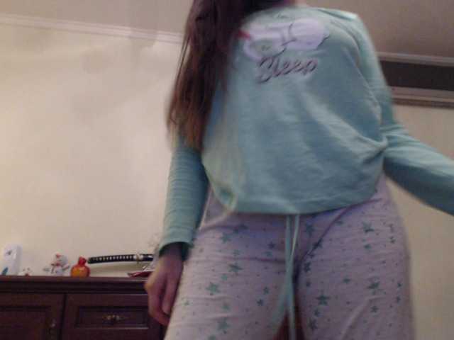 Capturi de ecran de difuzare AlinaBertie3