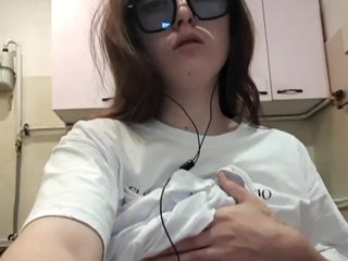 Chat video erotic Monika_live
