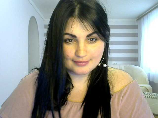 Fotografii AlinaVesko I am non nude =)I DO NOT MAKE SHOWS IN MY ROOM IS CHAT ONLY