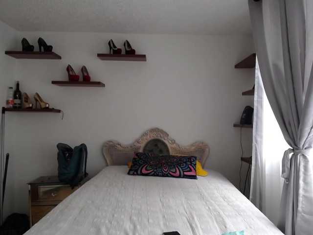 Capturi de ecran de difuzare alirouse