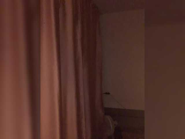 Capturi de ecran de difuzare Alisa2580