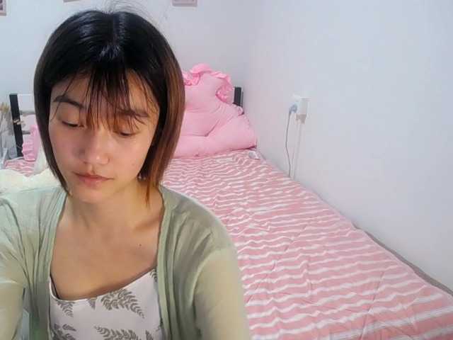 Capturi de ecran de difuzare AlisaLiu