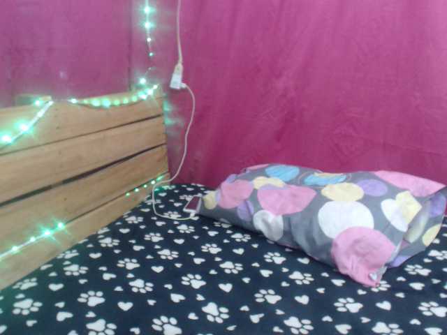 Capturi de ecran de difuzare AlisonBeaker2