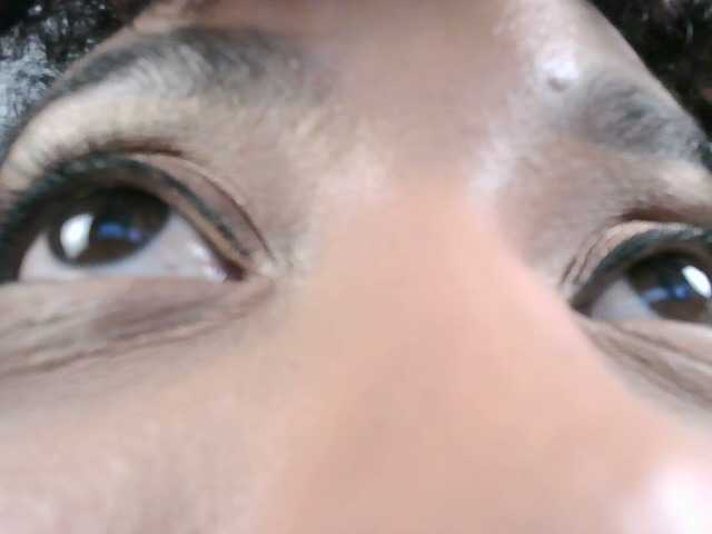 Capturi de ecran de difuzare AlliceXoXo