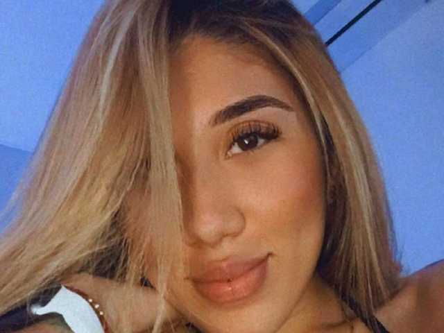 Fotografie a profilului Ally-blonde
