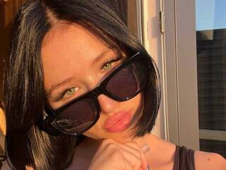 Chat video erotic Ally-nin