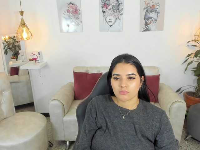 Fotografii alondra-saenz Hi guys, I'm new here, follow me and make me cum with your tips!!♥♥♥ toys!800tkns