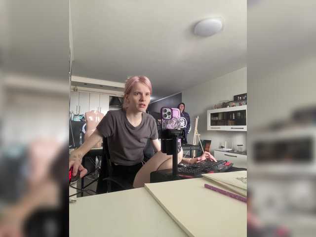 Capturi de ecran de difuzare Niki_Tat