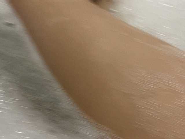 Capturi de ecran de difuzare Alyazz
