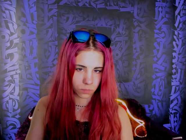 Capturi de ecran de difuzare AmandaHillls